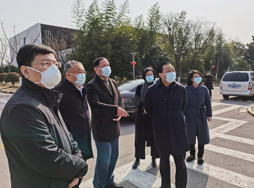 全力以赴共渡难关 坚守担当真抓实干