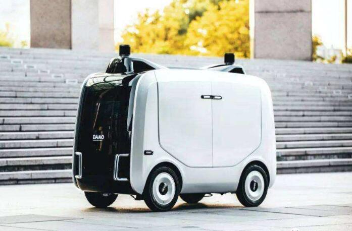 正式进军机器人赛道 阿里发布首款物流机器人“小蛮驴”