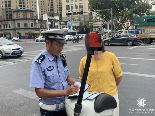 罚50元记3分！青岛一些司机还在这件事上吃亏
