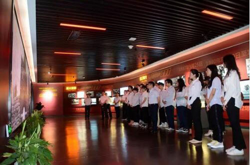 深化服务创新 融入战略实践 在服务脱贫攻坚中彰显初心使命