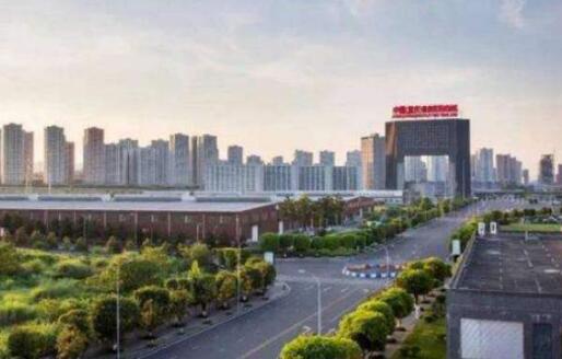 借助消博会加速建设国际消费中心城市——“走出去”展示重庆引育品牌落地巴渝