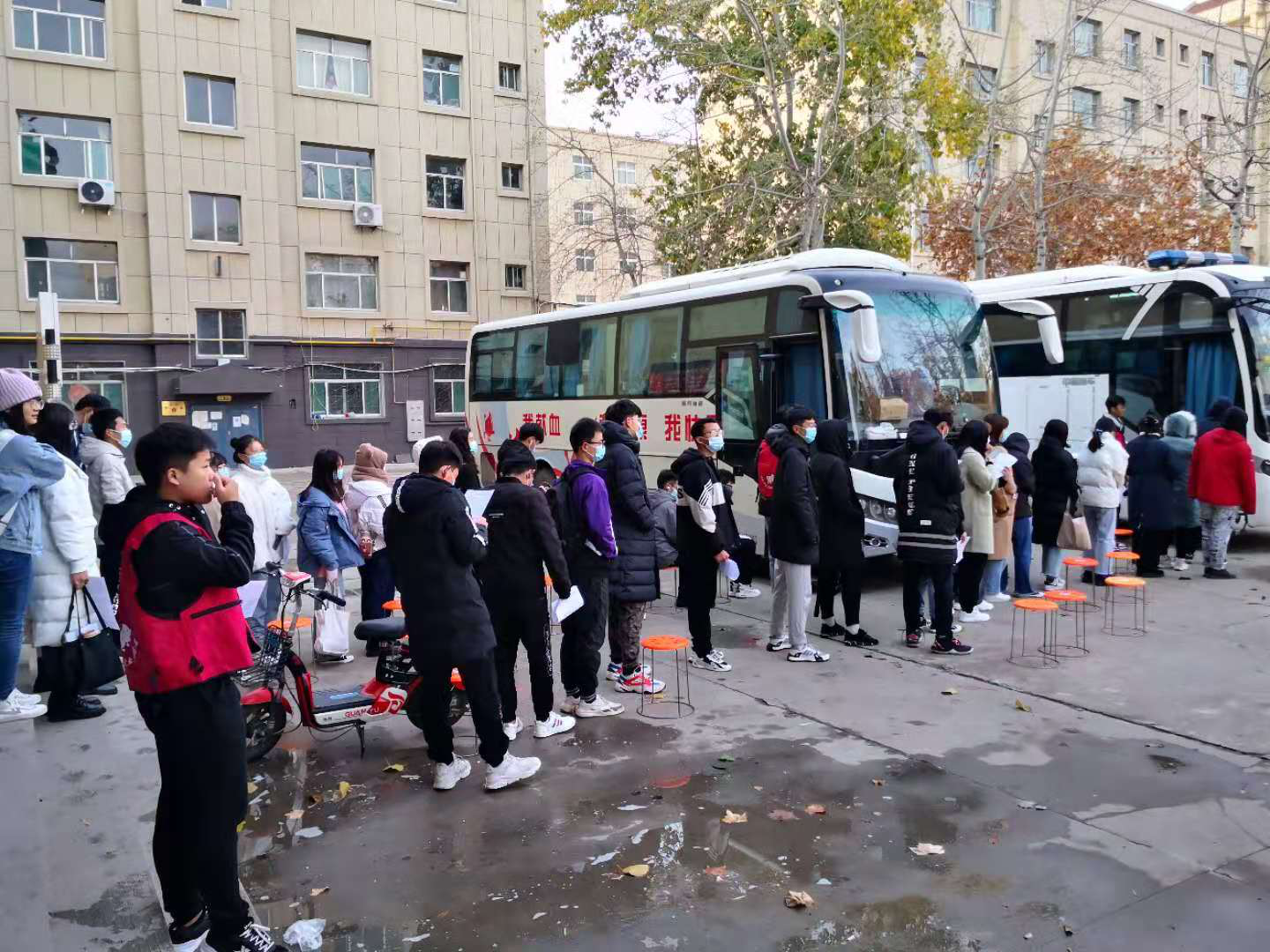 德州学院青年学子无偿献血，燃起冬天里的“一把火”