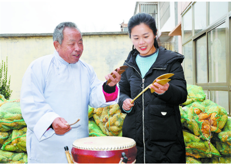 一鼓一板一三弦 源于犁铧碎田间