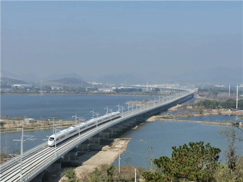 “轨道上的安徽”加速奔跑