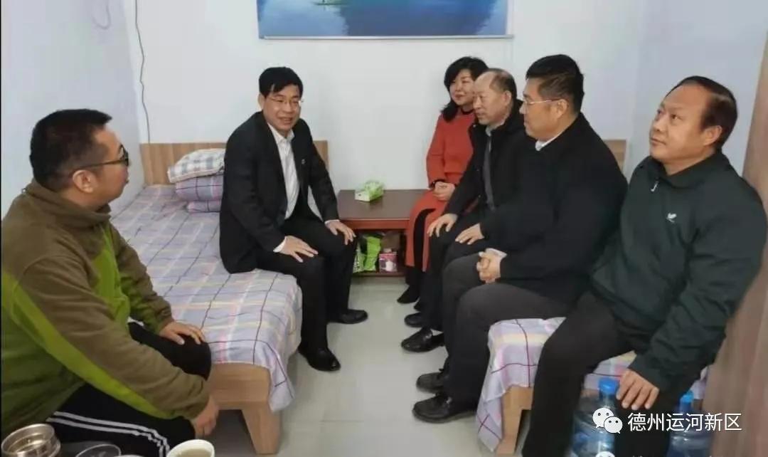 德州运河新区领导看望“加强农村基层党组织建设”工作队干部