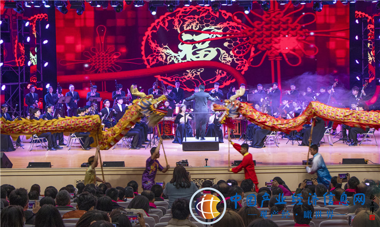 “花开盛世”2021菏泽学院新年联欢会隆重举行