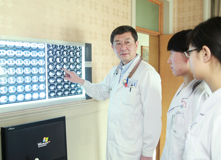 德州市人民医院肿瘤科荣获“山东省癌症规范化诊疗病房” 以建促优 让市民在家门口享受高水平医疗服务