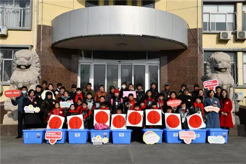 兰山“四送”服务：让困难儿童“把爱带回家”