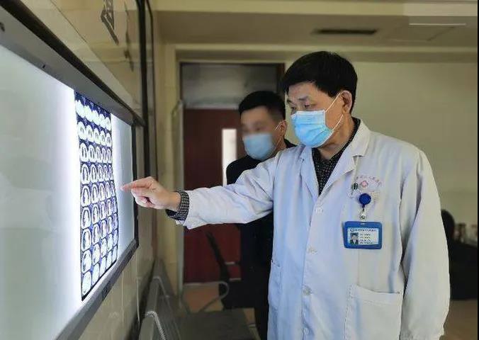 德州市第二人民医院胸外科：相信偏方导致滴水不进，微创手术挽救生命