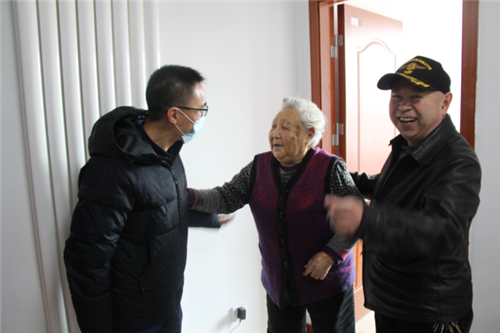 青岛西海岸新区高家台社区开展“寒冬送暖、真情为民”联建共建走访慰问活动
