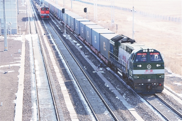 满洲里进出境中欧班列11个月连增