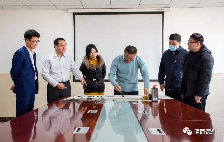 42名援鄂医疗队员收获“私人订制”书法作品