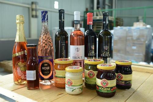 多个“新高”点亮成绩单 中国-中东欧合作启新程