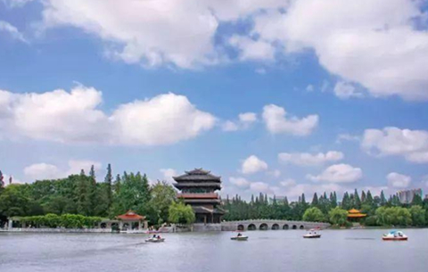 春节期间PM2.5日均峰值远低历年