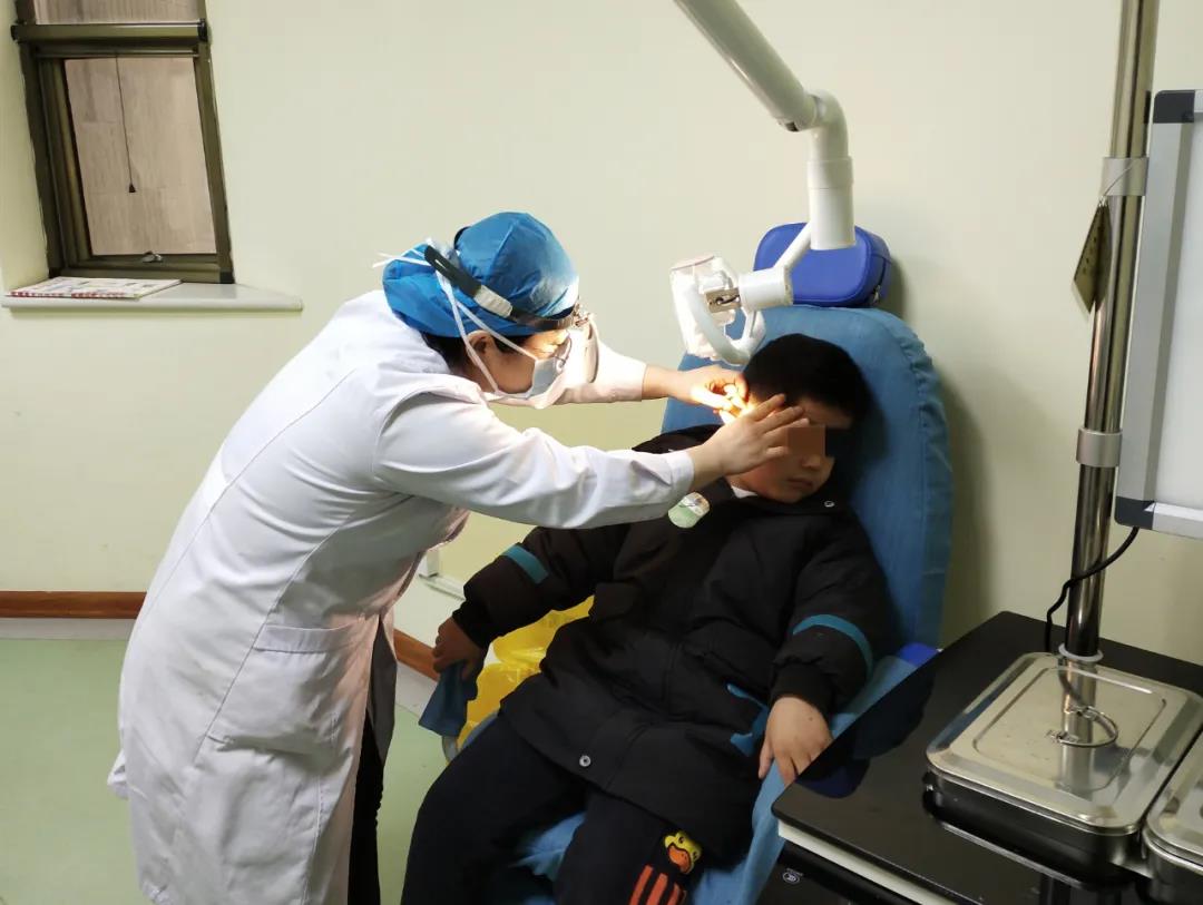 中耳炎是儿童面瘫常见诱因 | 德州联合医院专家提醒：家长需高度重视