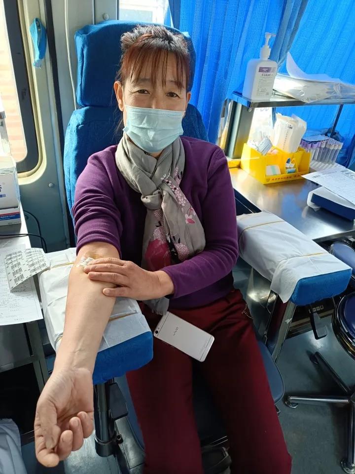 乡村医生任万永：连续六年带领全村组团献血