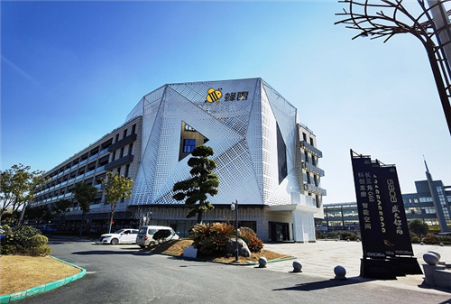 从直播供货平台到直播产业基地，蜂雷直播基地业务摁下快进键