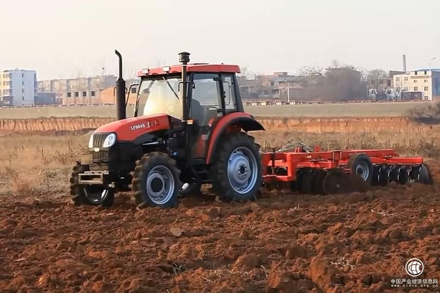 助力春耕 中国石化长城润滑油推出UTTO系列液压传动制动三用油产品