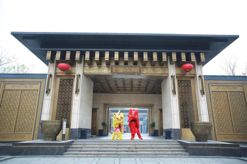 南京泰禾金尊府售楼处焕新开放，“封闭管理”重启市场信心