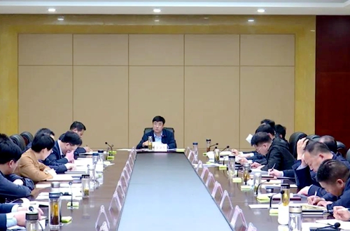 王立军主持召开县政府2021年度第五次常务会议