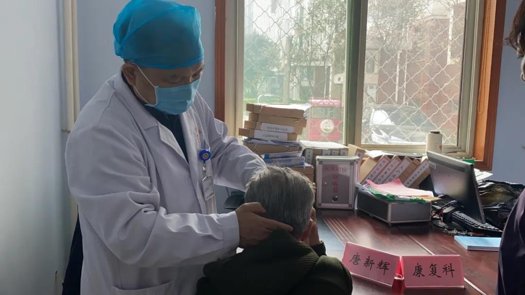 德州市中医院开展庆祝建党100周年系列活动之健康义诊服务活动走进小杨庄社区