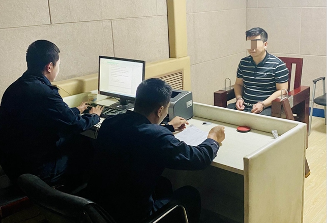 开豪车自称茶楼老板 海归男子凹“假人设”骗取好友3.9万