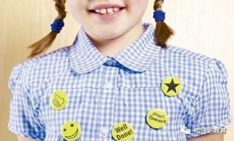 真诚地赞美孩子， 而不是溺爱他——哈飞达365爱心陪伴计划分享“赞美孩子的艺术”