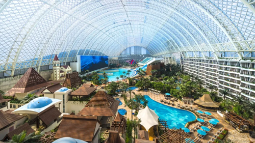 环球中心海洋乐园历经8载，依旧“暖”得迷人