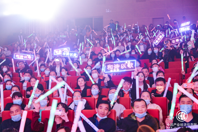 桃花姬·青春诗会：演绎东方美学 传递新品牌新思潮