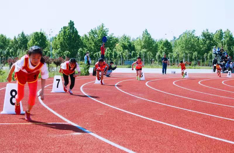 德城区中小学生田径联赛圆满收官