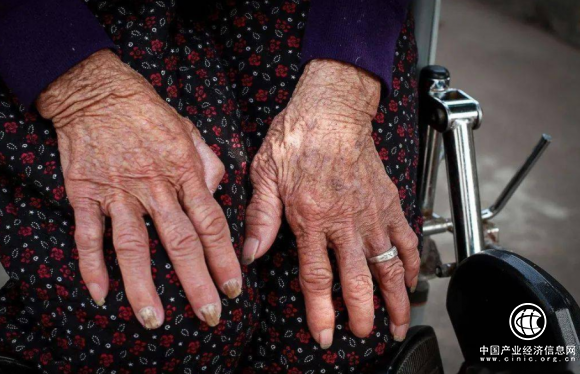 面向肿瘤患者，怡补康推出“与癌抗争，为生命加油”有奖征文