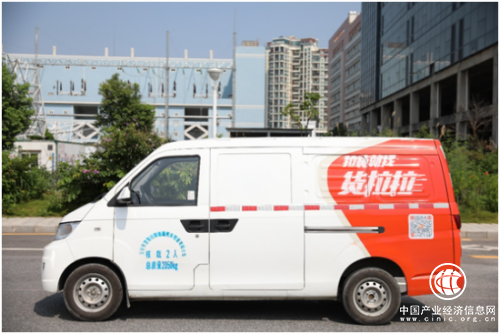 货运也有大发展，斜杠青年纷纷投身货拉拉 