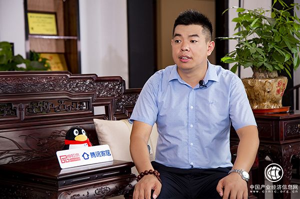 居典红木董事长尹付林接受腾讯家居&品牌红木采访