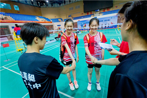 “国字号”中学生羽毛球锦标赛在青岛城阳举行