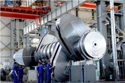 大连重工精准对接船用曲轴市场