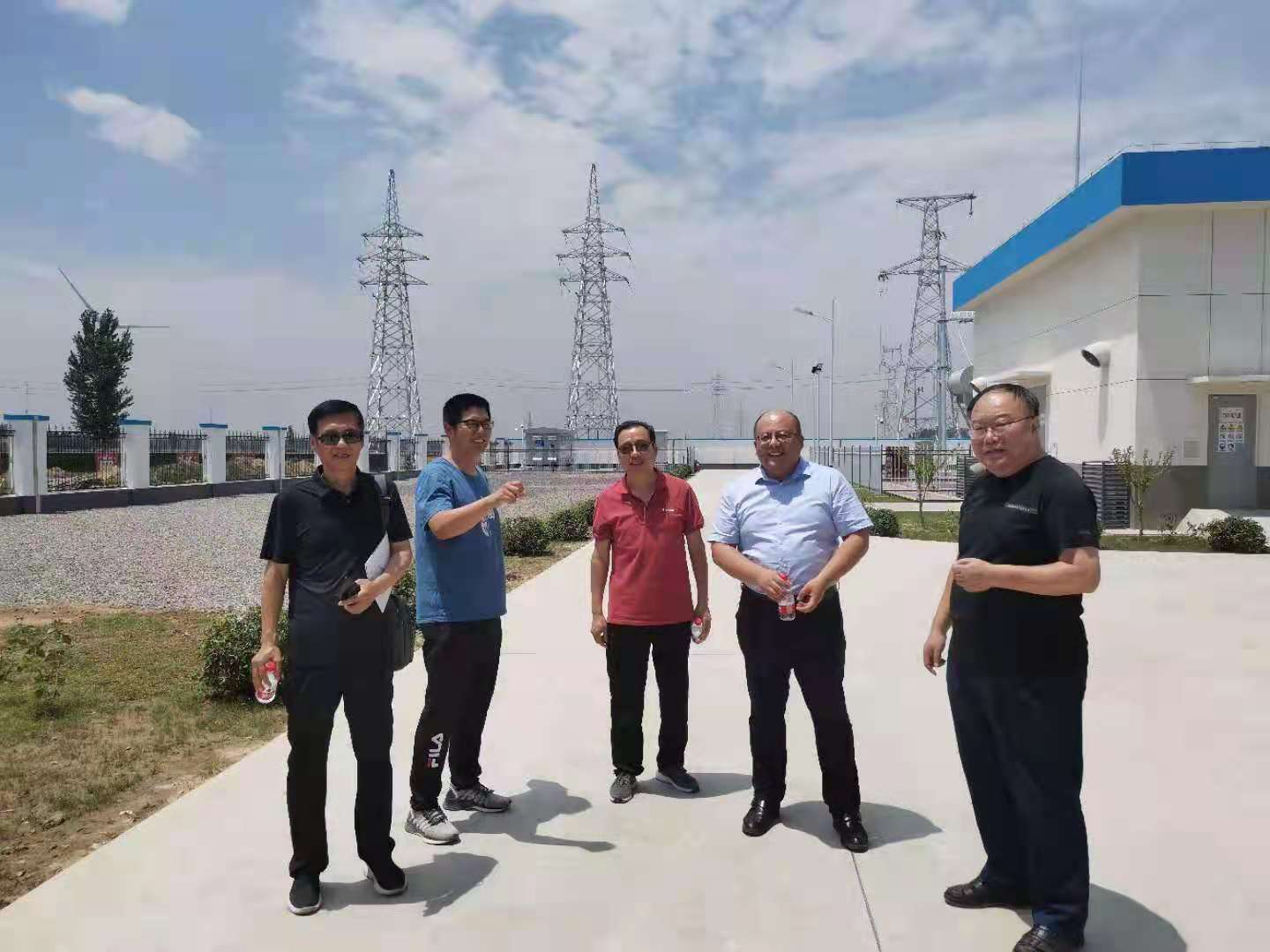 德州绿色能源产业题材电影短片《蓝天有约》剧组主创人员赴禹城采风调研