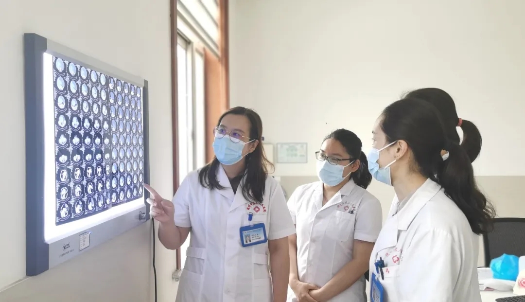 【医疗前沿】八旬老人腹内藏巨大肿瘤 德州市第二人民医院妇科成功摘除