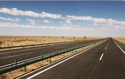 京新高速全线通车！阿拉善盟“两横两纵”交通路网格形成