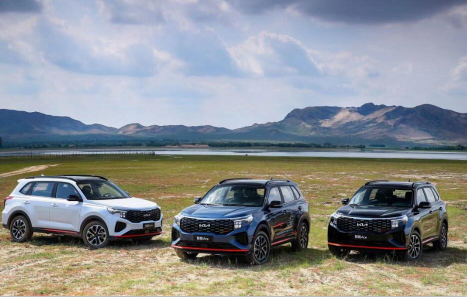 太上头！试驾超前实现“人车家”互联的SUV 奔跑的黑科技智控座舱