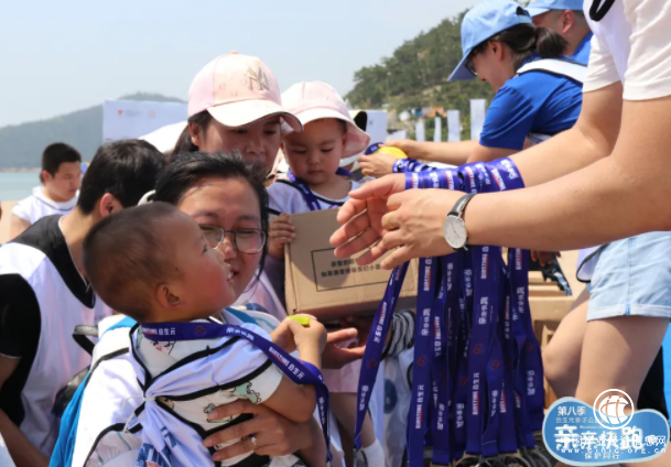 合生元亲亲快跑青岛开跑 感受成长的喜悦与美好