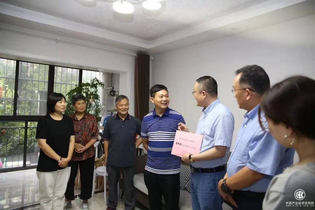 永达优秀员工之女姜冉馨，勇夺奥运金牌！