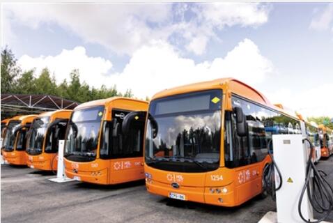 新能源汽车产业“跑步”进入新发展期