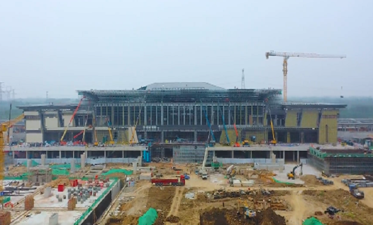 鲁南高铁济宁北站全速推进 计划年底通车运营