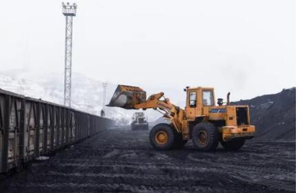 铁路部门全力做好今冬明春电煤保供运输