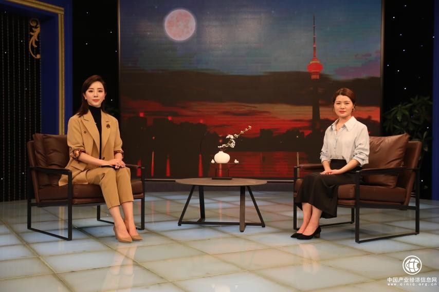 著名主持人李思思对话LILY NAILS,美甲行业要怎么做？