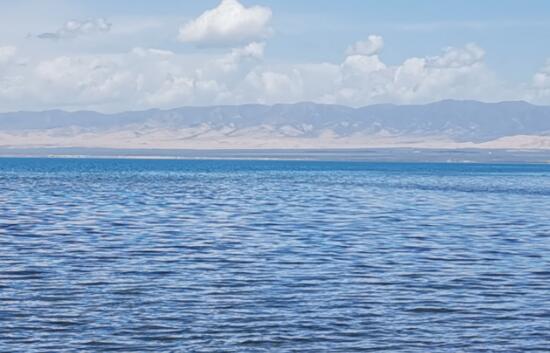 青海湖水体面积增至17年来最大值