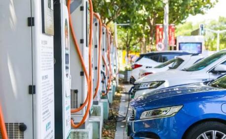 工业和信息化部启动新能源汽车换电模式应用试点工作