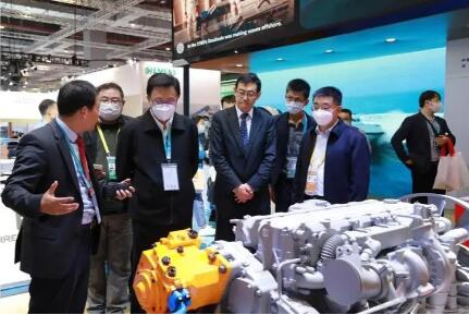 “开箱”进博会，徐工装满“购物车”