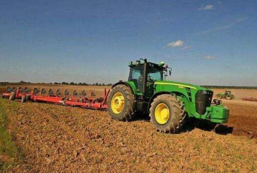 江西财政给足“油门” 农机服务持续提升