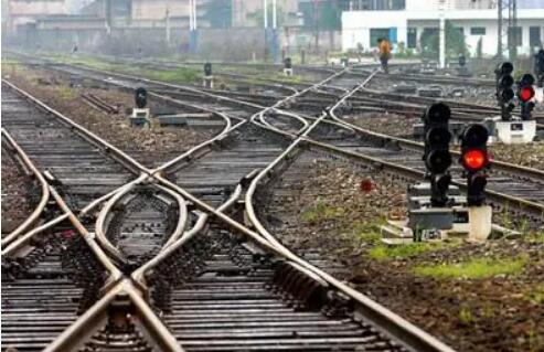 湖北首次设立千亿铁路发展基金 将产生近万亿拉动效应